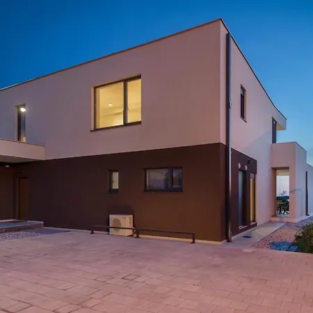 Sealine Holiday home Pula